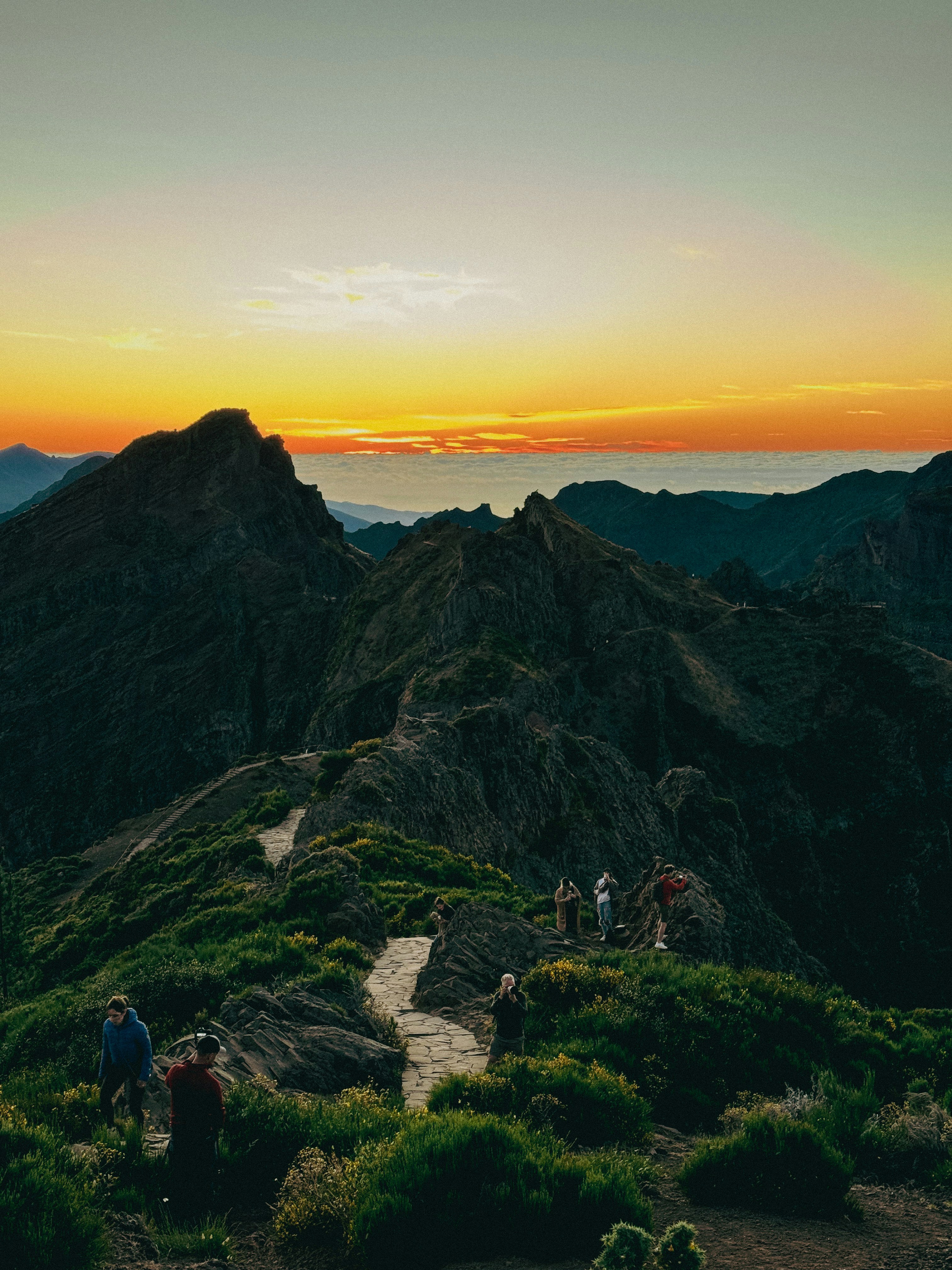 Схід сонця на Pico do Arieiro